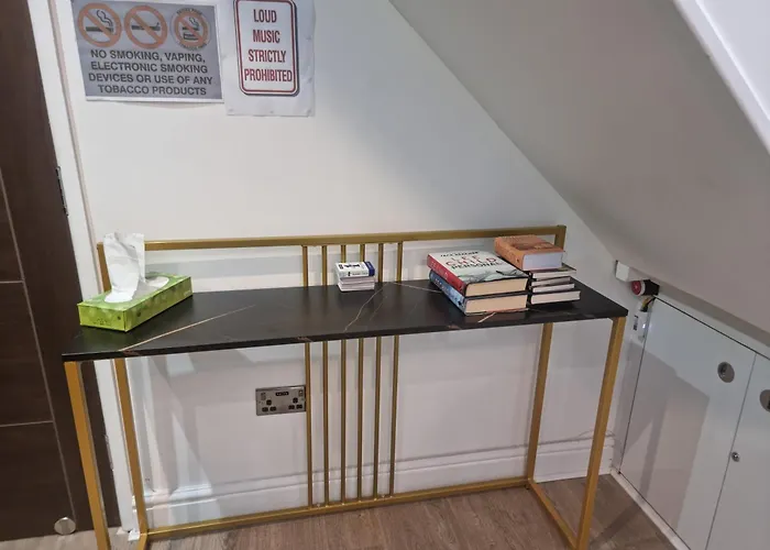Uniq 3 Bedroom House In Central Watford ,15Min To London Euston , Close To Harry Potter
