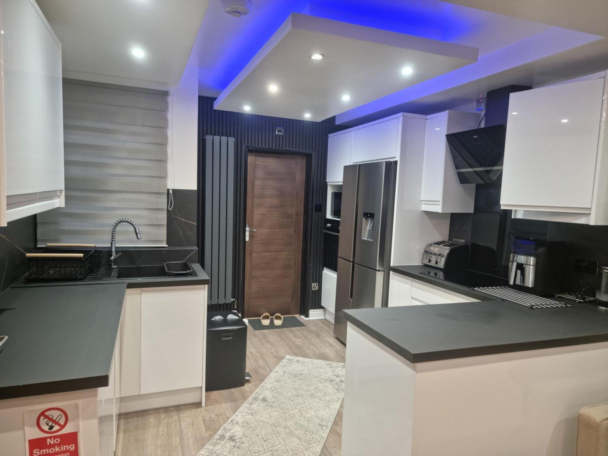 Uniq 3 Bedroom House In Watford ,15min To London Euston , Close To Harry Potter Ferienhaus Watford (Hertfordshire)